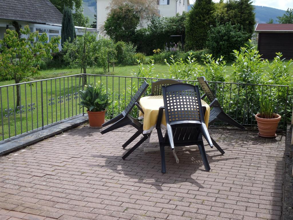 Ferienwohnungen Und Gaestezimmer Peter Busch Bernkastel-Kues Exteriér fotografie