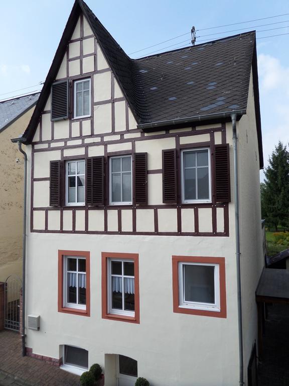 Ferienwohnungen Und Gaestezimmer Peter Busch Bernkastel-Kues Exteriér fotografie