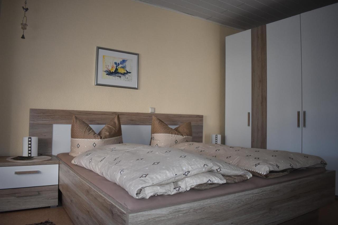 Ferienwohnungen Und Gaestezimmer Peter Busch Bernkastel-Kues Exteriér fotografie